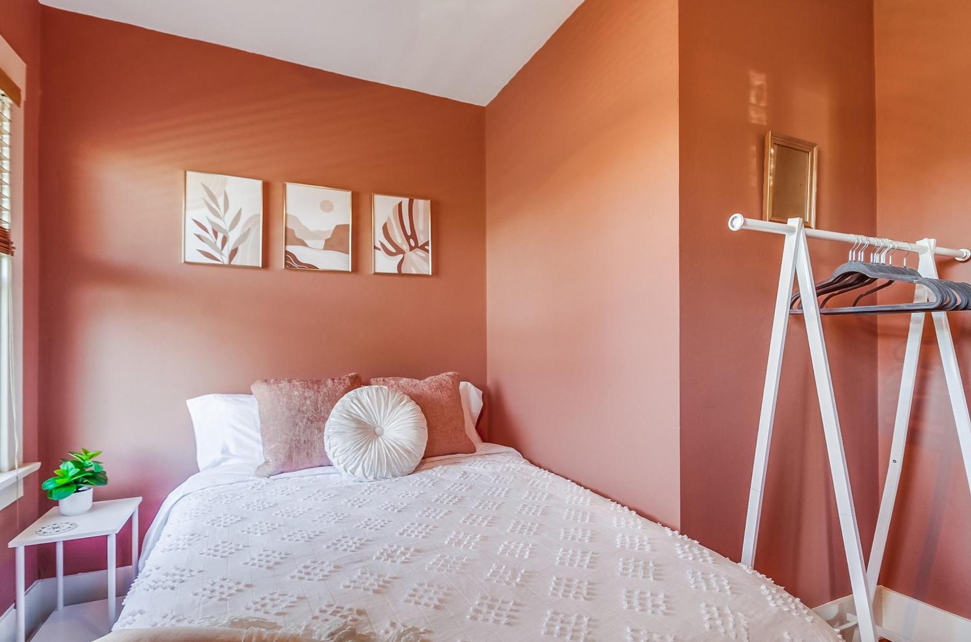Sunny Golden Hill Home! Pet Friendly, Near Dt, Fully Stocked!