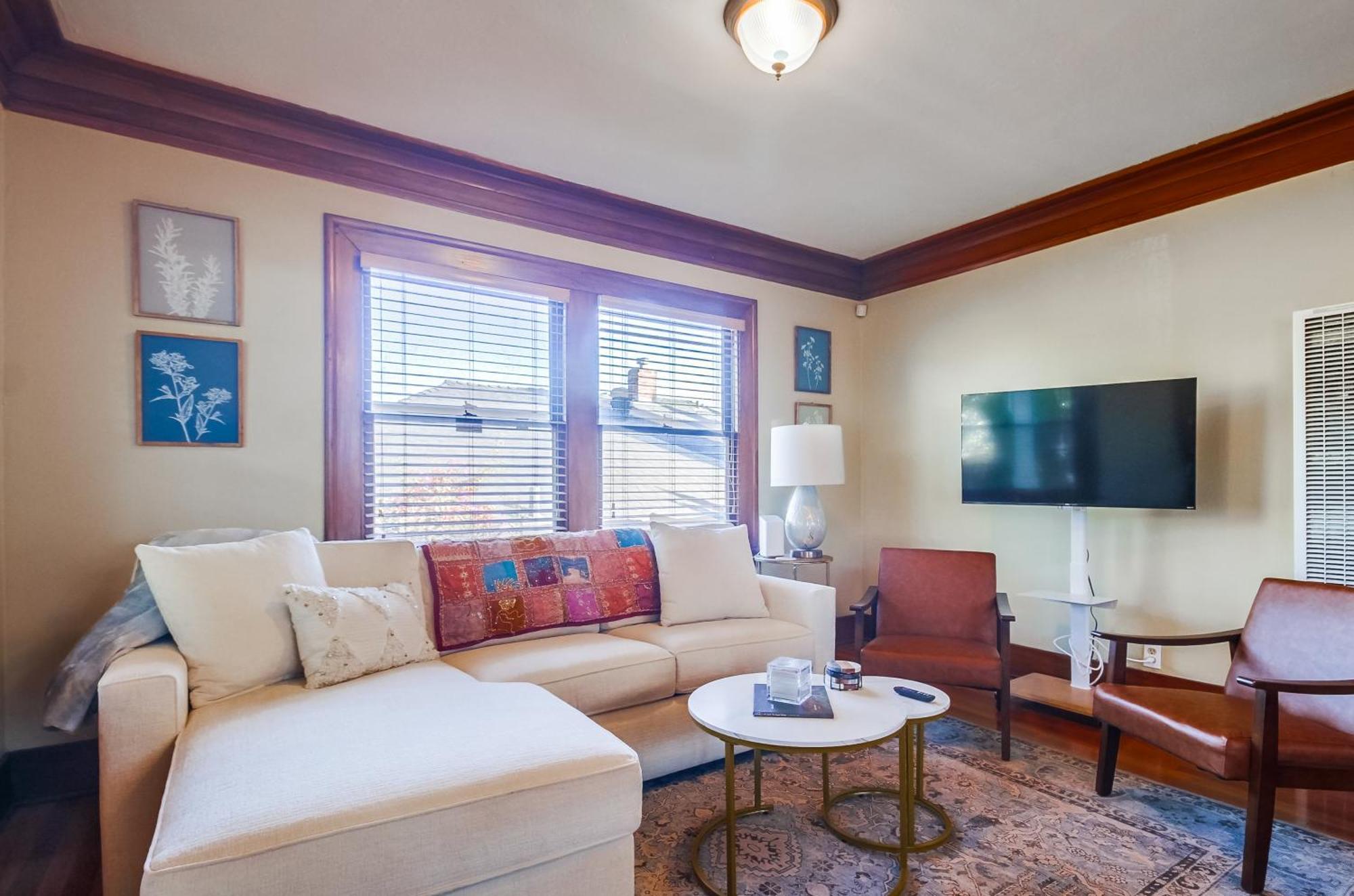 Sunny Golden Hill Home! Pet Friendly, Near Dt, Fully Stocked! Holiday home San Diego